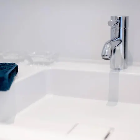 Beautiful And Modern One-bedroom 公寓 *